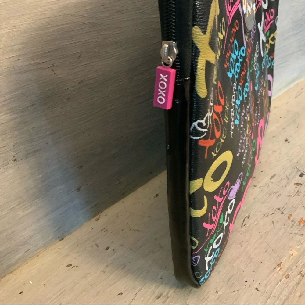 XOXO‎ Colorful Faux Leather Laptop Tablet Bag 15.5x11x1 Good Condition